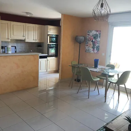 Pins Parasol * Fréjus